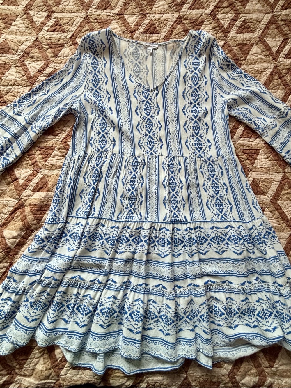 Tribal Blue & White Printed Long Sleeve V-Neck Tunic Dress